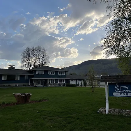 Sunny Shuswap B&B-3